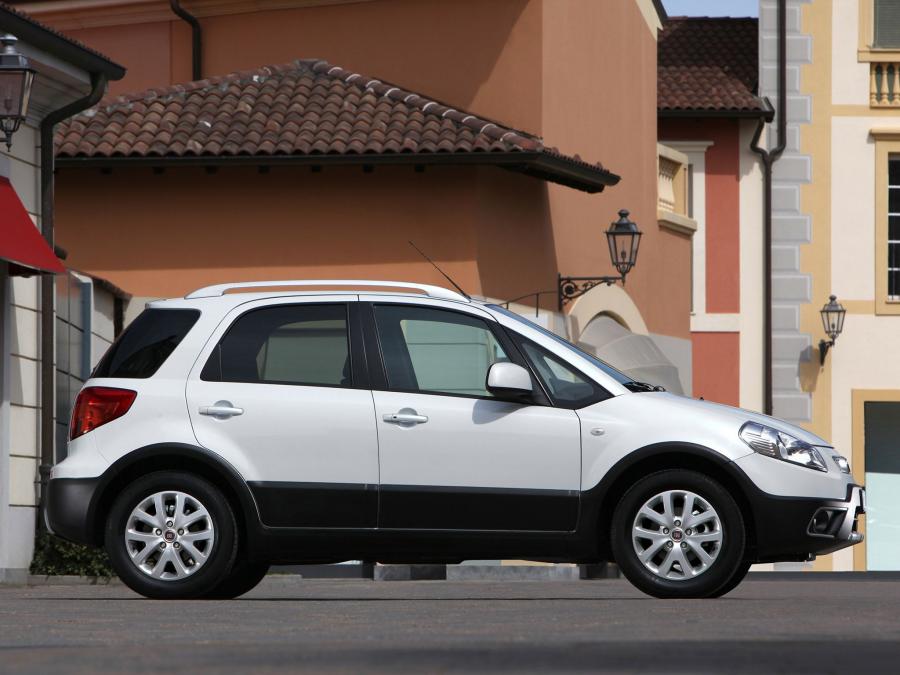  Fiat Sedici 2009 года  (фото 10 из 30)